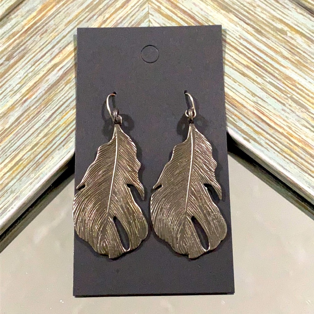 Leaf earrings